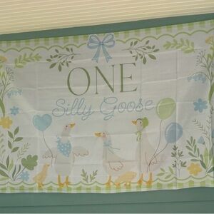 Silly Goose Party Decor